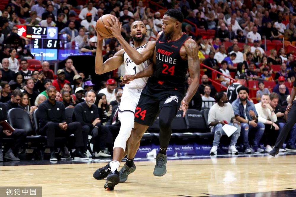 不同文化背 不同文化背