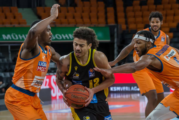 造历史的重 造历史的重