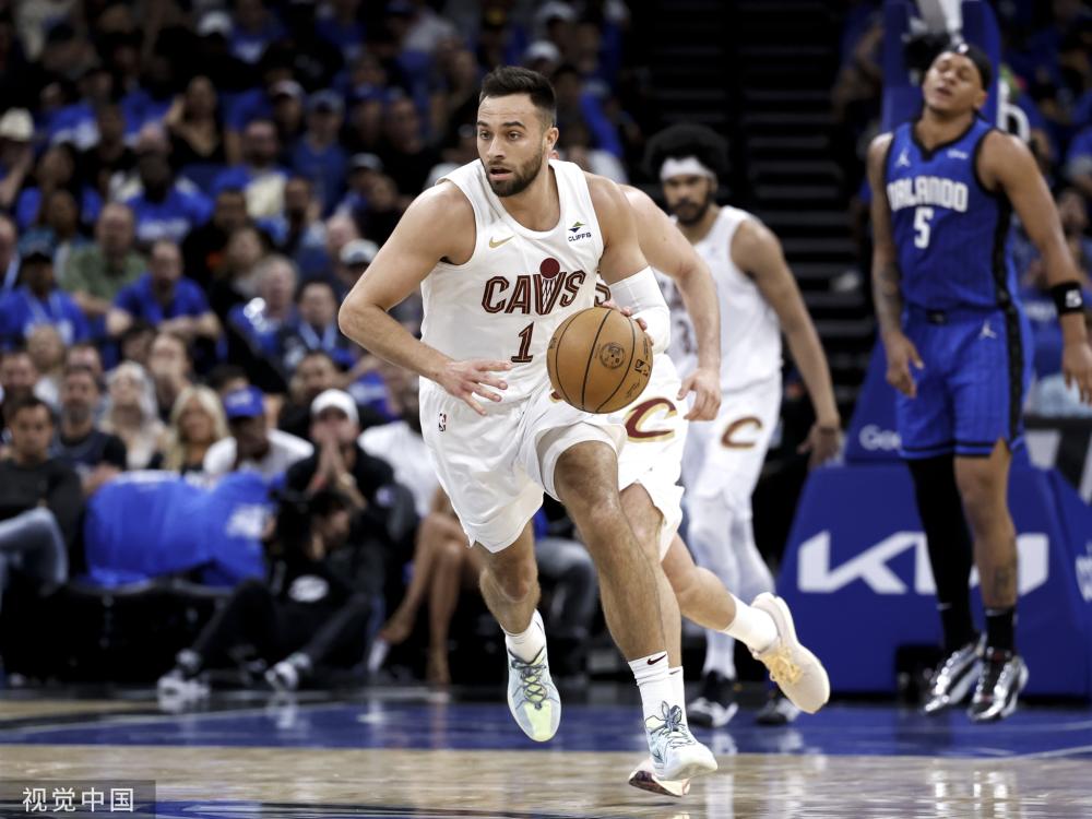 坚持专注于 坚持专注于