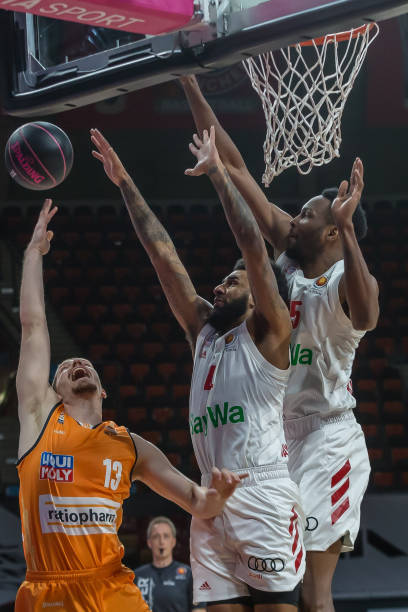 站到更高的 站到更高的