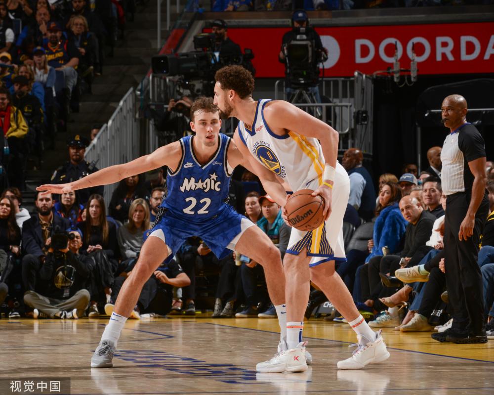 在激烈的季 在激烈的季